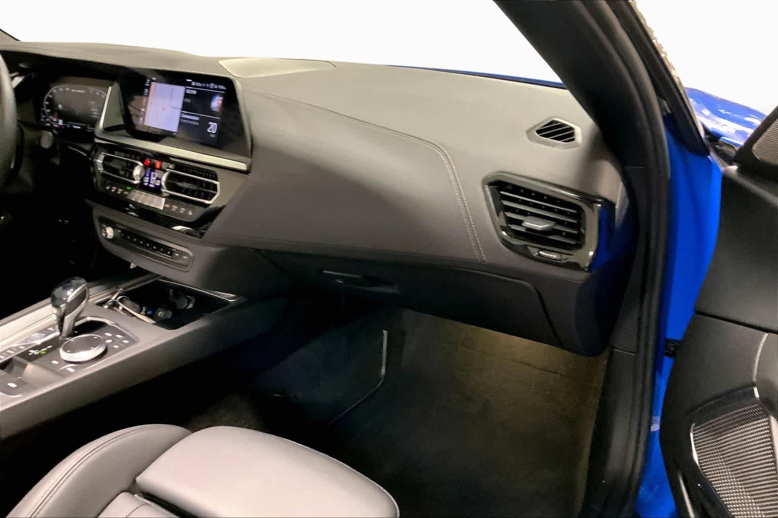 Used 2020 Misano Blue Metallic BMW sDriveM40i image 18