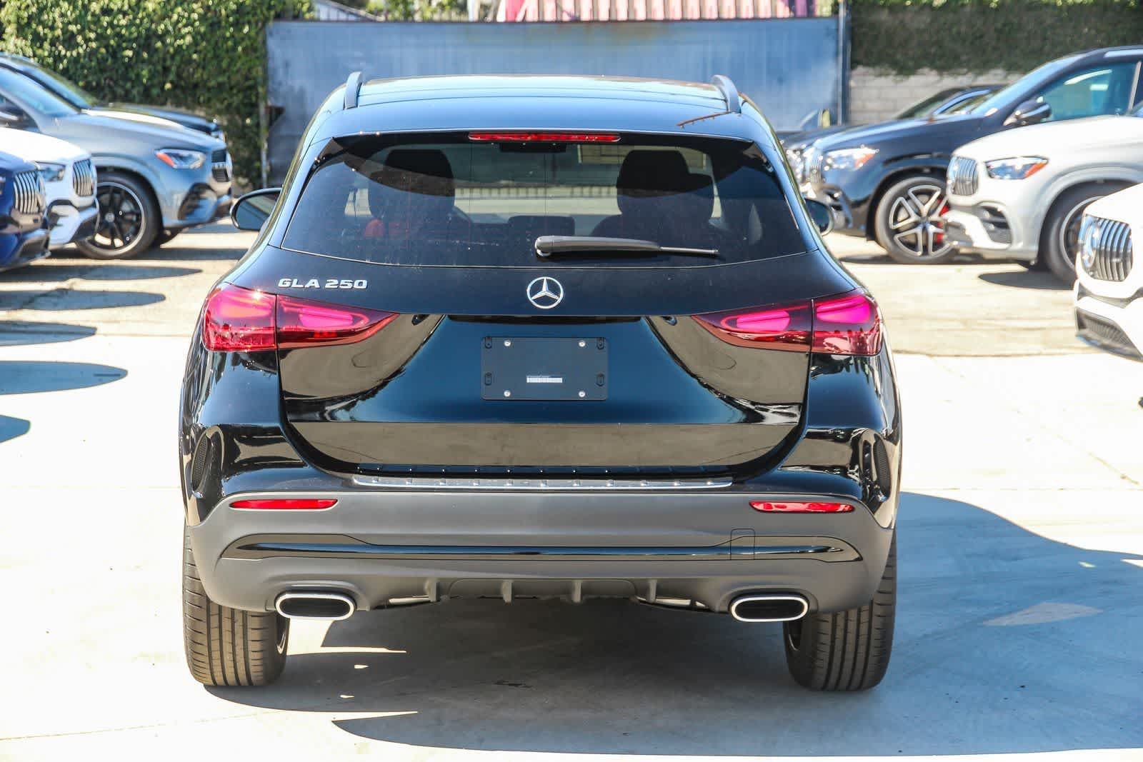 New 2026 Night Black Mercedes-Benz GLA 250 image 5