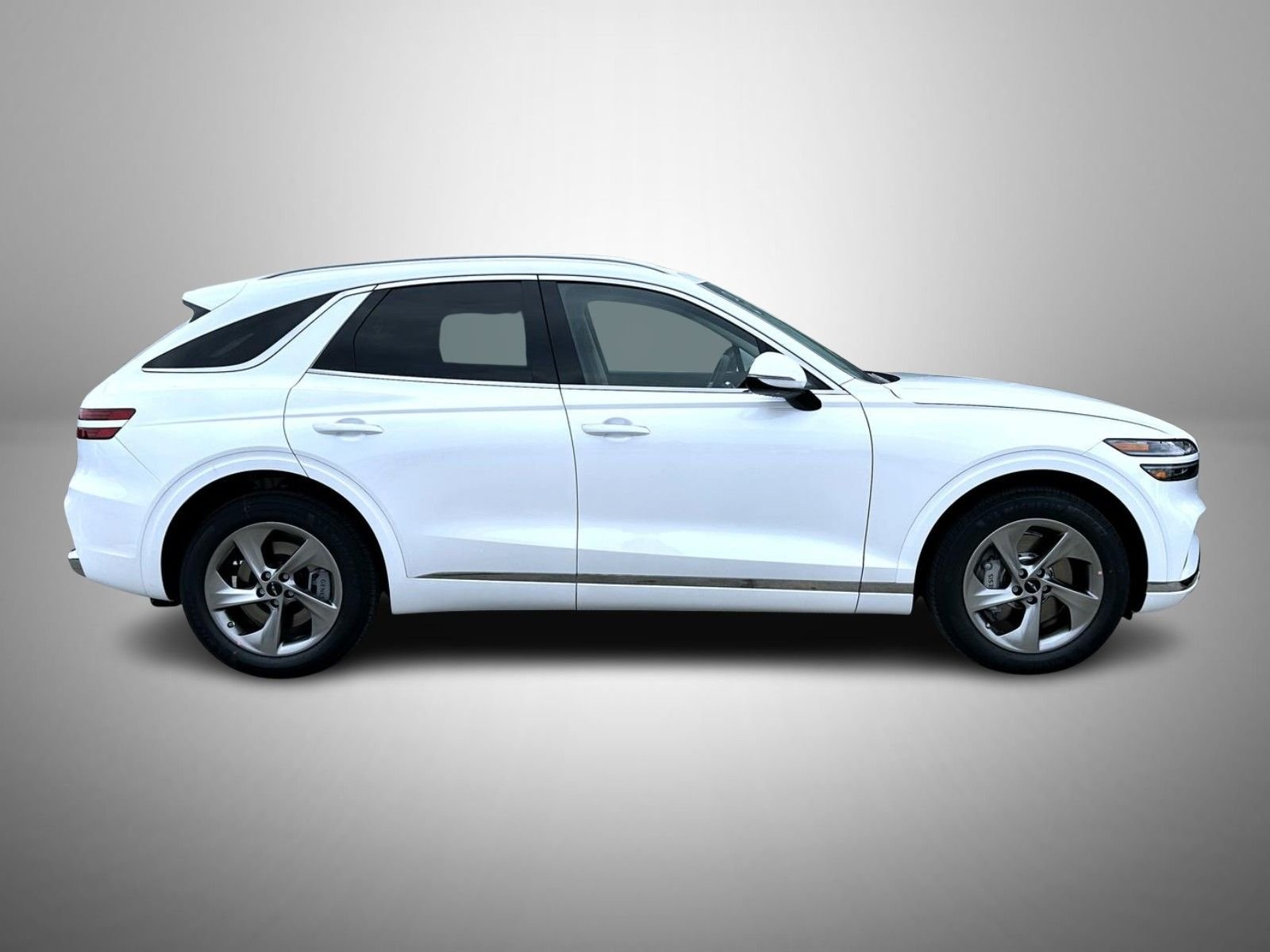 New 2026 White Genesis 2.5T Select image 4