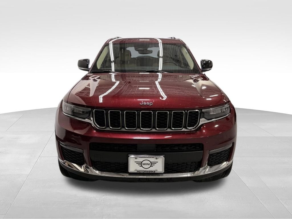 Used 2022 Red Jeep  image 6