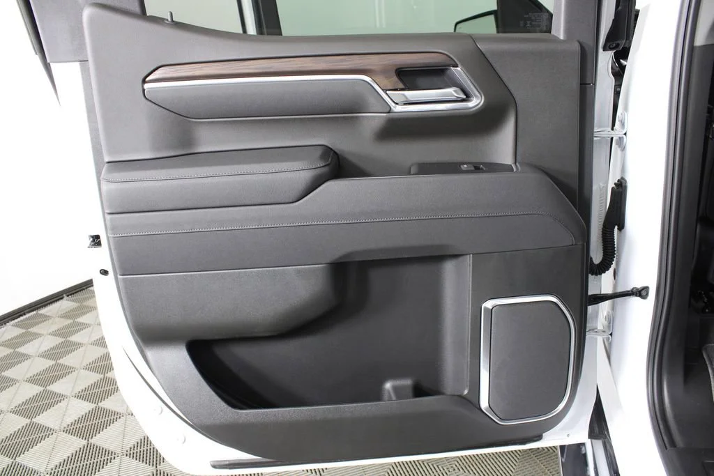 New 2026 Summit White GMC SLT image 11