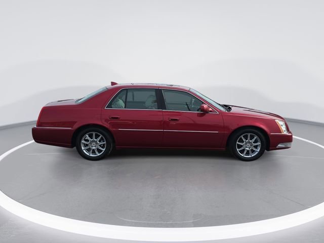 Used 2011 Cadillac DTS Luxury Collection with VIN 1G6KD5E64BU130613 for sale in Davison, MI