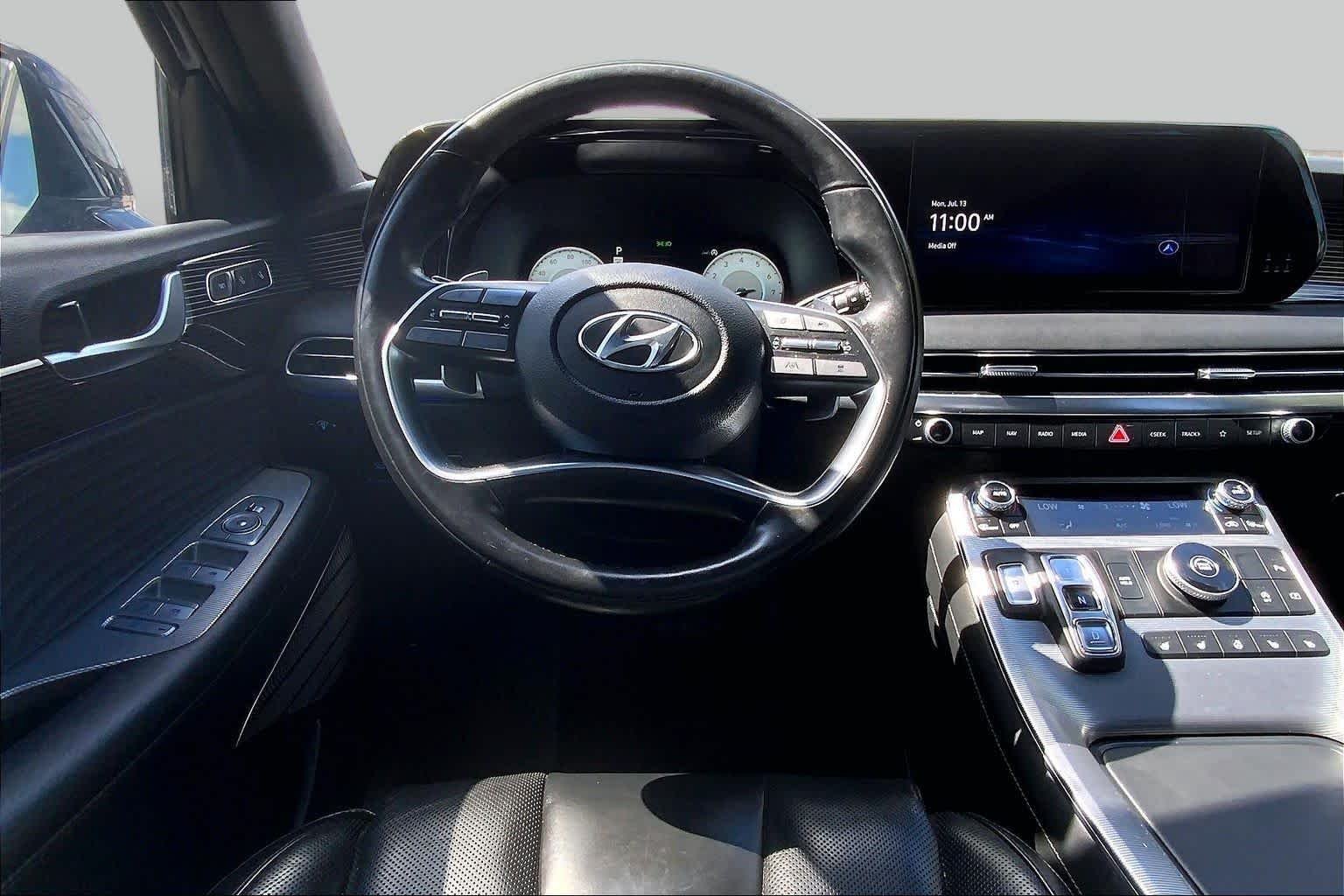 Used 2023 Abyss Black Pearl Hyundai Calligraphy image 6