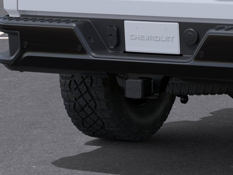 New 2026 Summit White Chevrolet ZR2 image 22