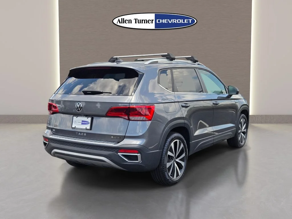 Used 2022 Gray Volkswagen 1.5T SE image 5