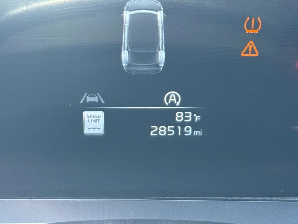 Used 2025 White Kia S image 44