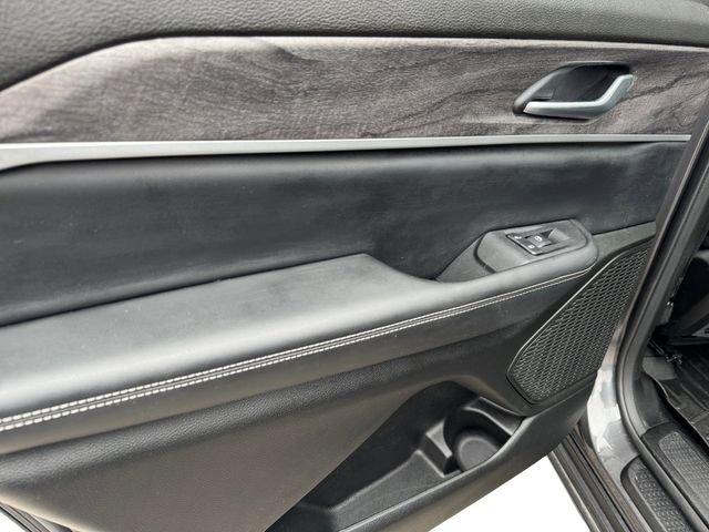 Used 2023 Gray Jeep Limited image 19