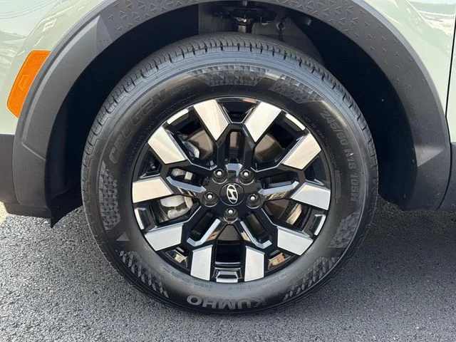 2025 Hyundai Santa Cruz SEL - Photo 11