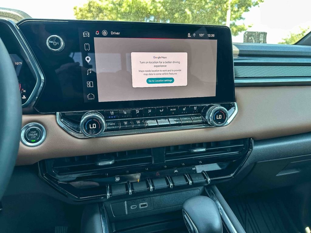 Used 2025 Black GMC AT4 image 30