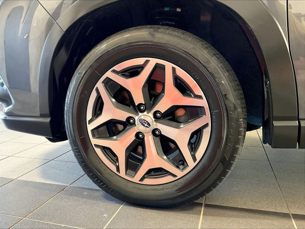 Used 2023 Magnetite Gray Metallic Subaru Premium image 7