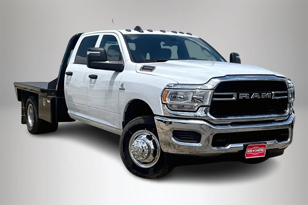 New 2024 Ram 3500 Tradesman 4D Crew Cab