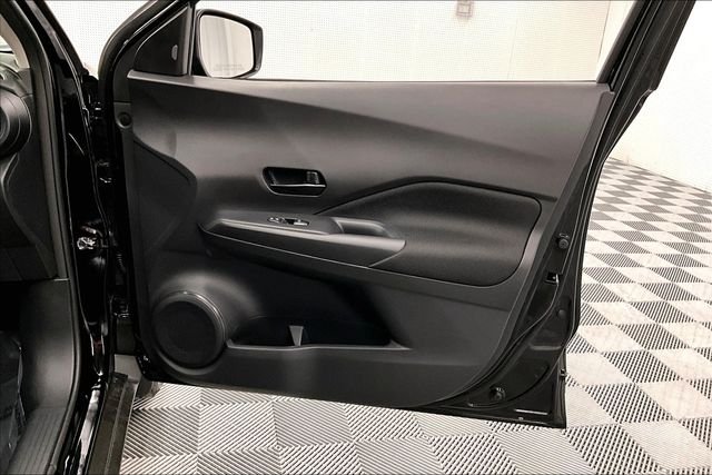 2025 Nissan KICKS PLAY Base - Photo 33