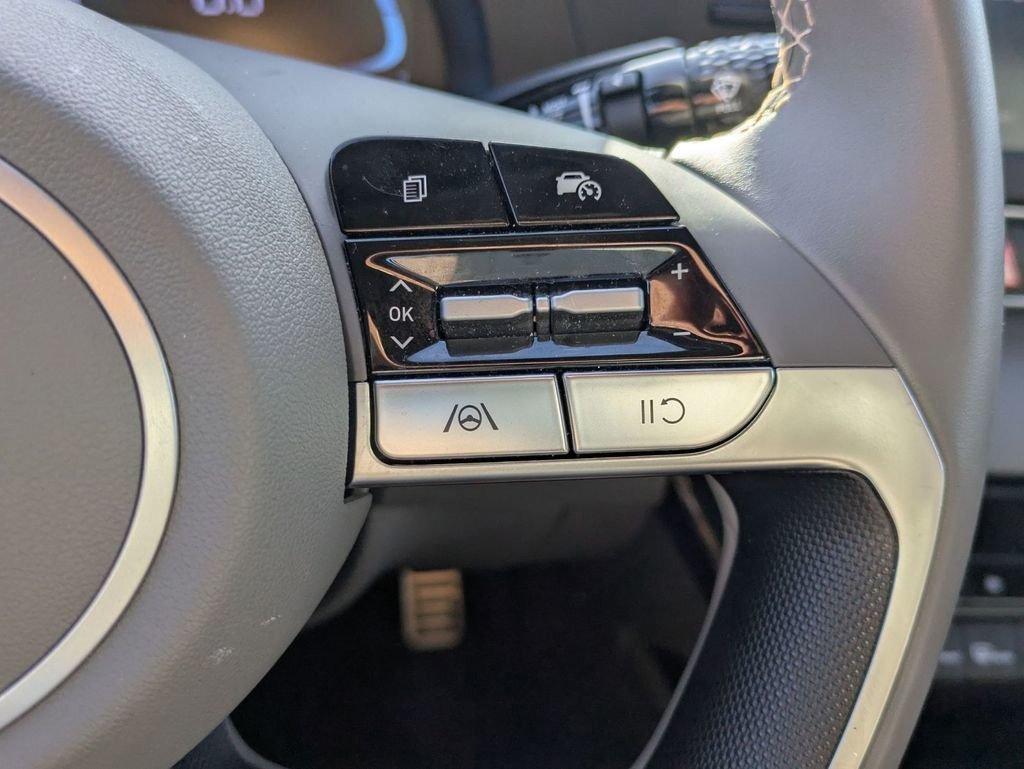 2025 Hyundai Elantra SEL - Photo 18