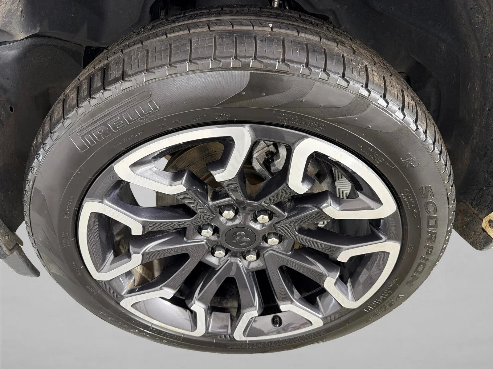 Used 2025 White Ram Limited image 13