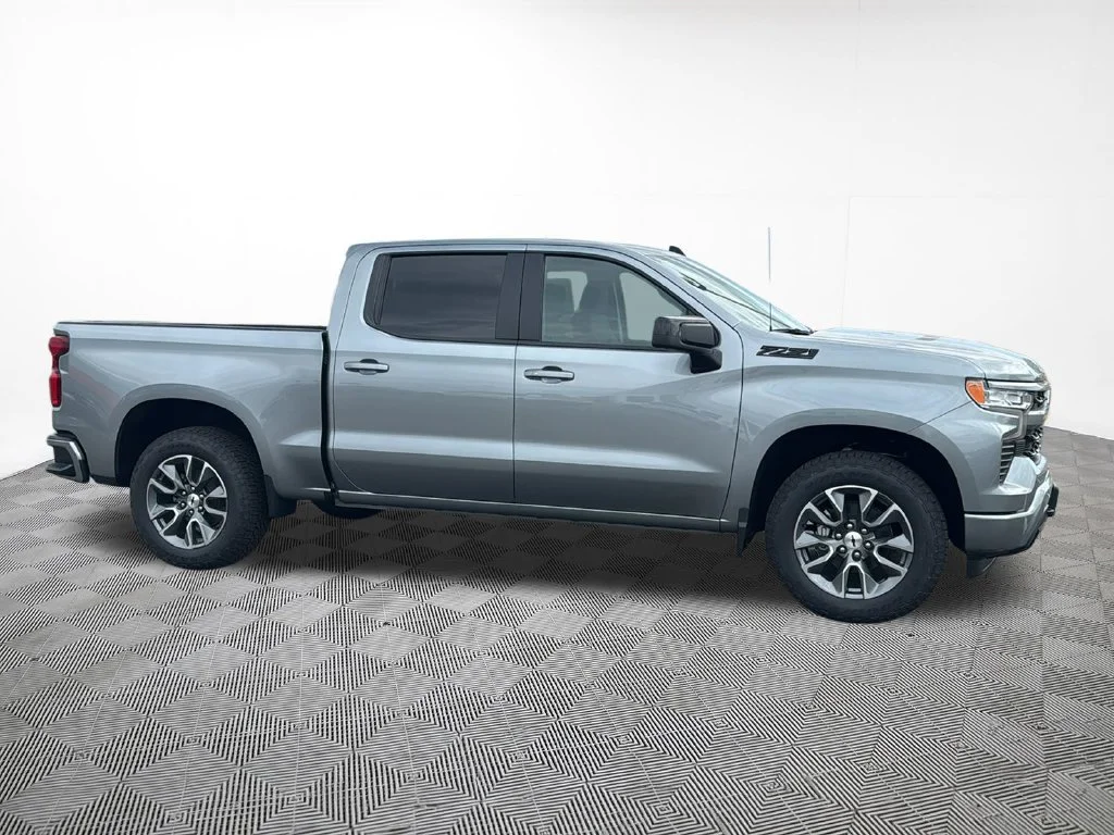 New 2026 Sterling Gray Metallic Chevrolet RST image 5