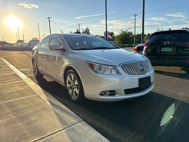 Used 2011 White Buick CXS image 4
