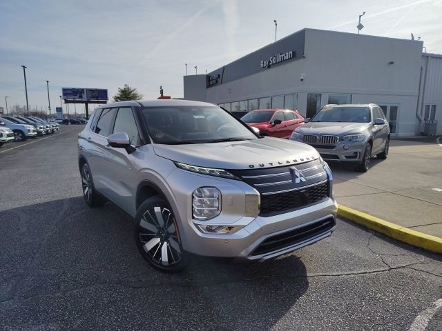2026 Mitsubishi Outlander SE S-AWC's photo