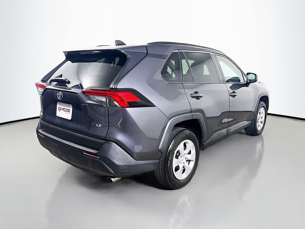 Used 2021 Magnetic Gray Metallic Toyota LE image 7