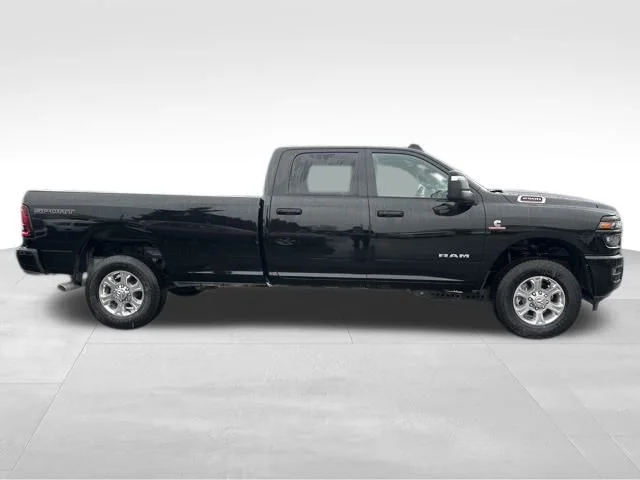 2025 RAM 2500 Big Horn - Photo 8
