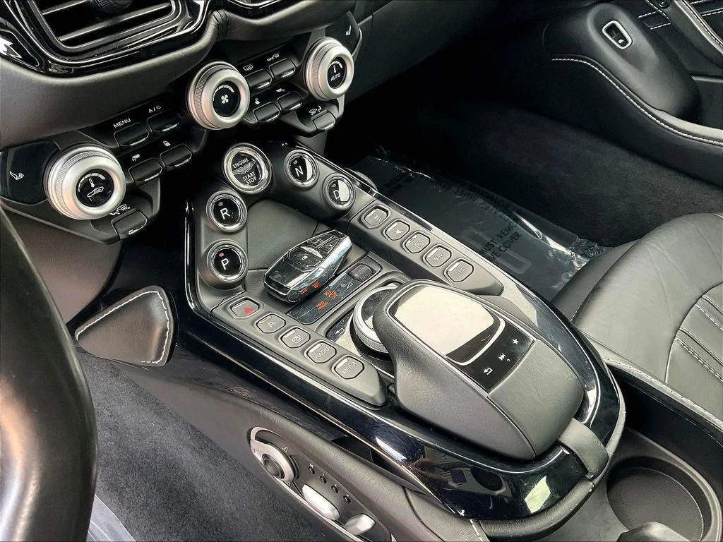 Used 2020  Aston Martin  image 17