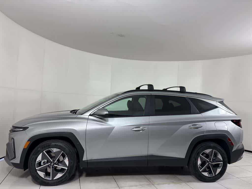 New 2026 Shimmering Silver Hyundai SEL FWD image 2
