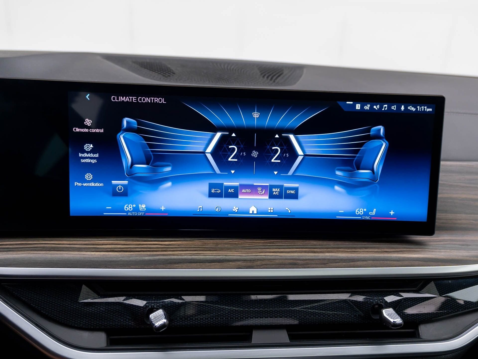 Used 2024 Black Sapphire Metallic BMW xDrive40i image 26
