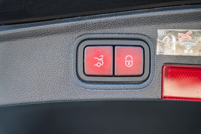 Certified Used 2023 Graphite Gray Metallic Mercedes-Benz C 300 image 10