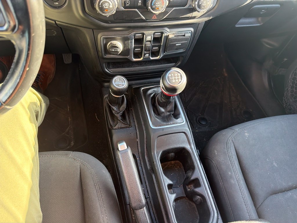 Used 2020 Black Jeep Unlimited Sport S image 12