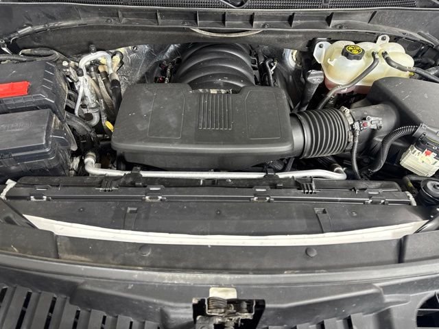 Used 2021 White GMC SLT image 9