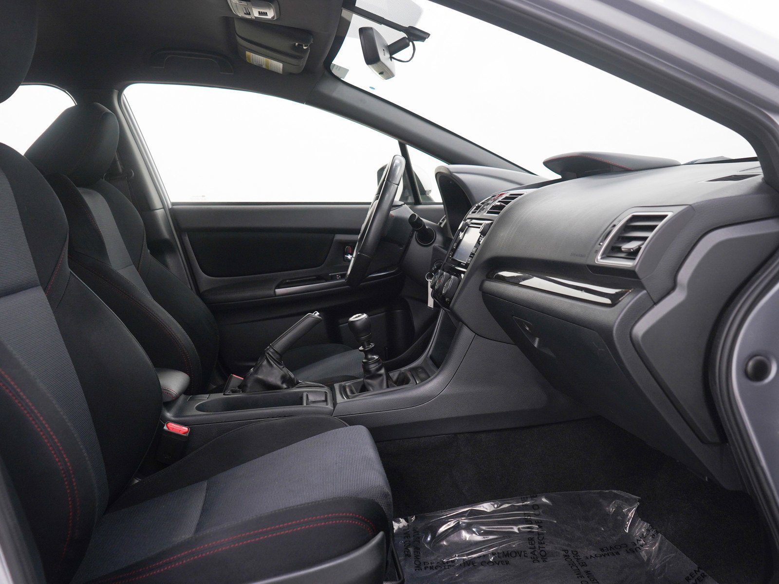 Used 2018 Ice Silver Metallic Subaru  image 11