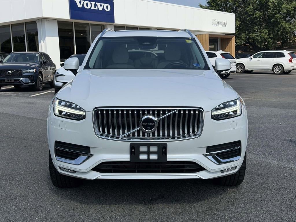Used 2023 Crystal White Metallic Volvo Ultimate image 24
