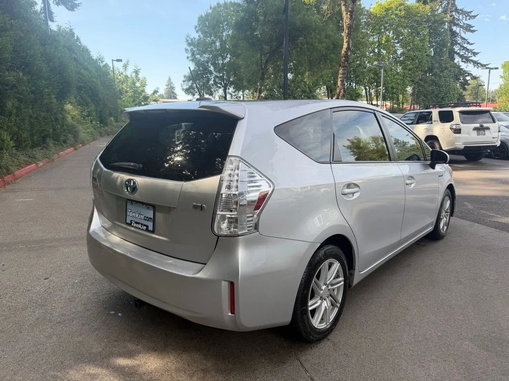 Used 2013 Classic Silver Metallic Toyota Five image 4