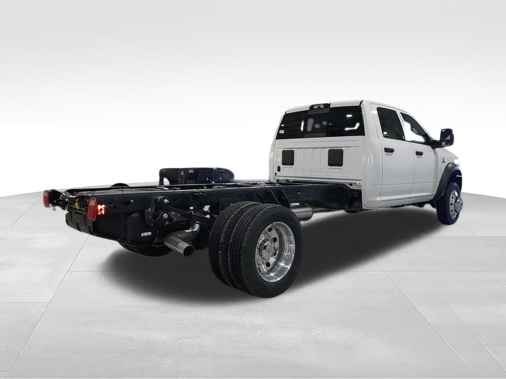 New 2026 Bright White Clear-Coat Exterior Paint RAM Tradesman image 8