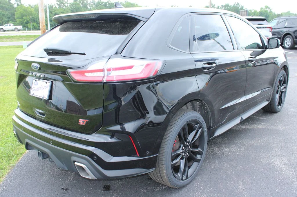 Used 2024 Black Metallic Ford ST image 13