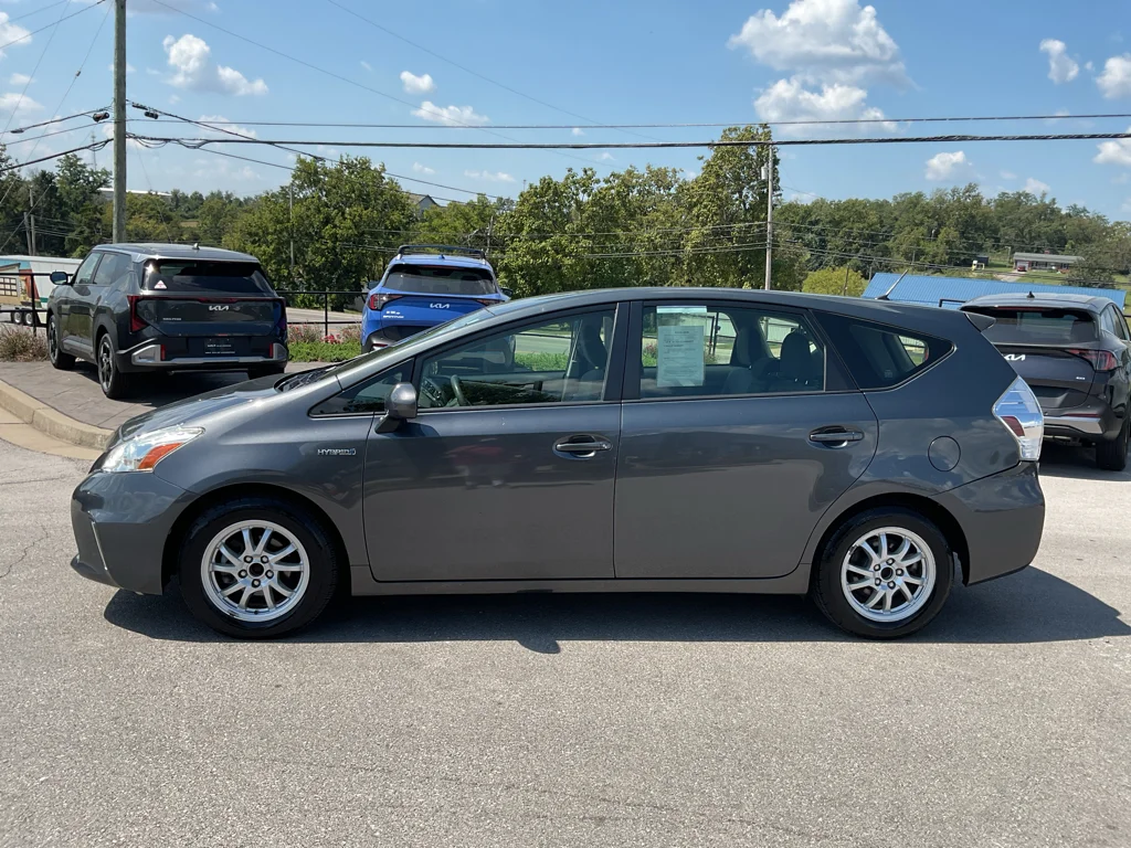 Used 2014 Magnetic Gray Metallic Toyota Two image 6