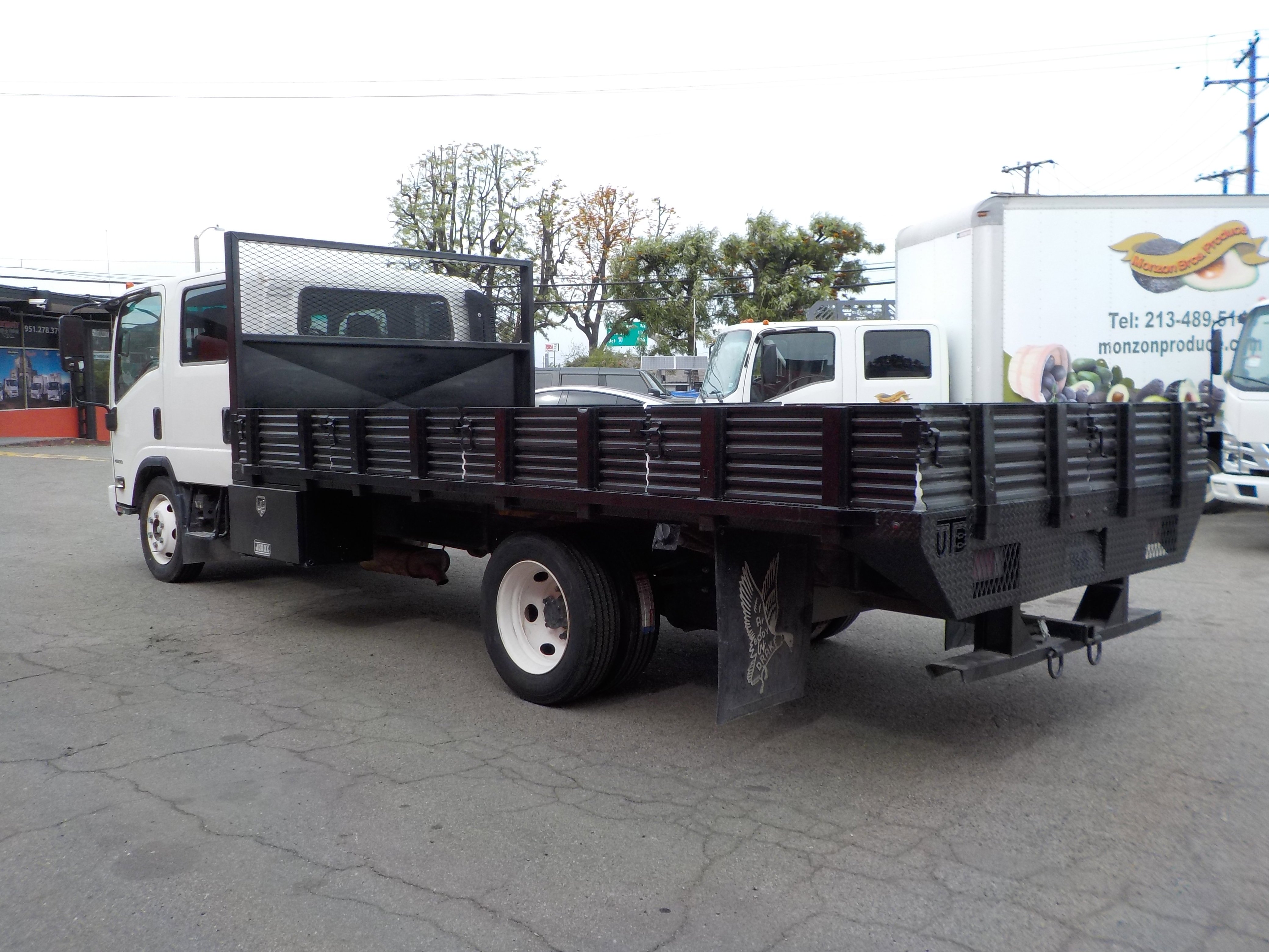 Used 2018 Arc White Chevrolet  image 14