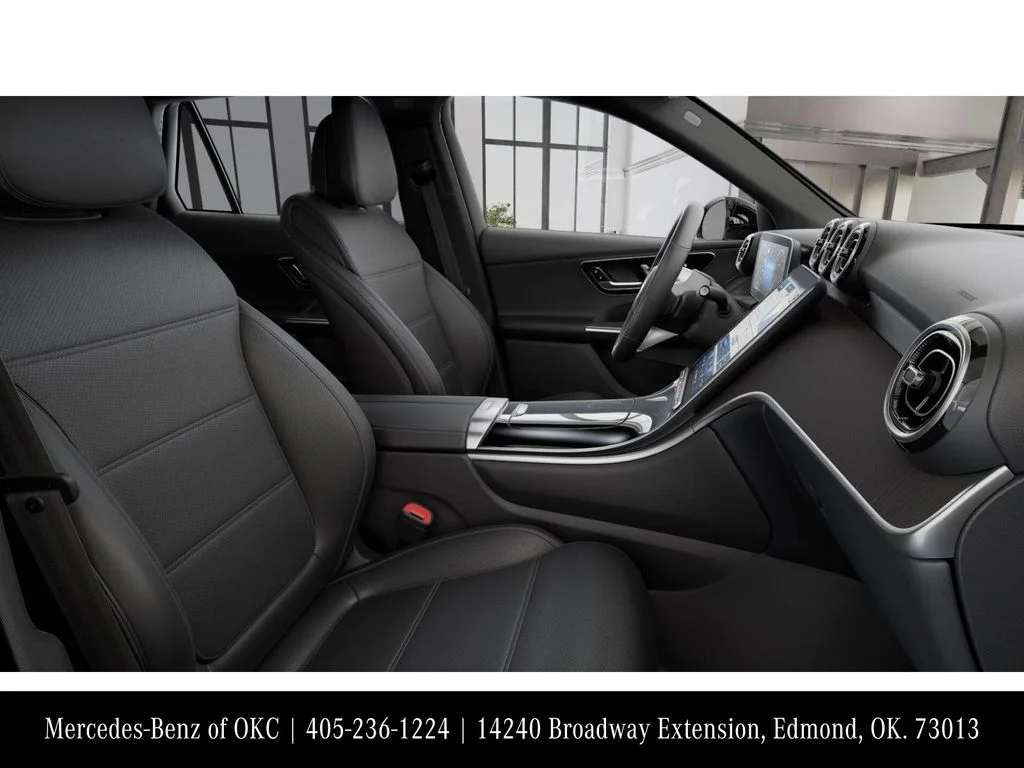 Used 2026 Black Mercedes-Benz GLC 300 image 4