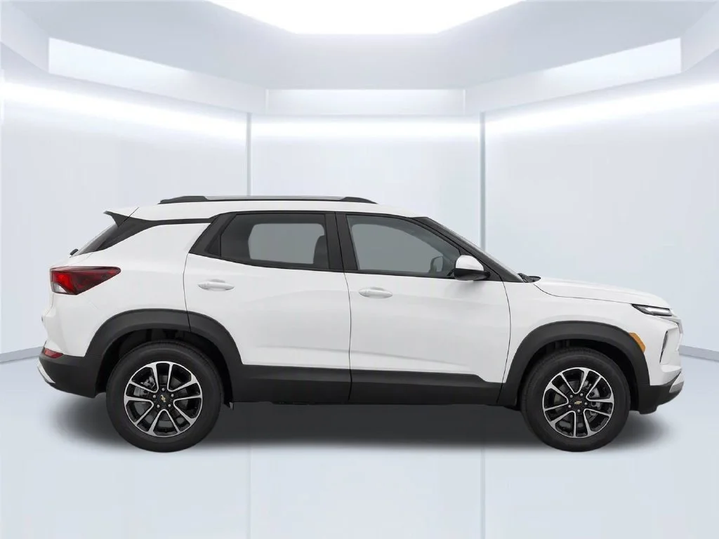 New 2026 White Chevrolet LT image 10