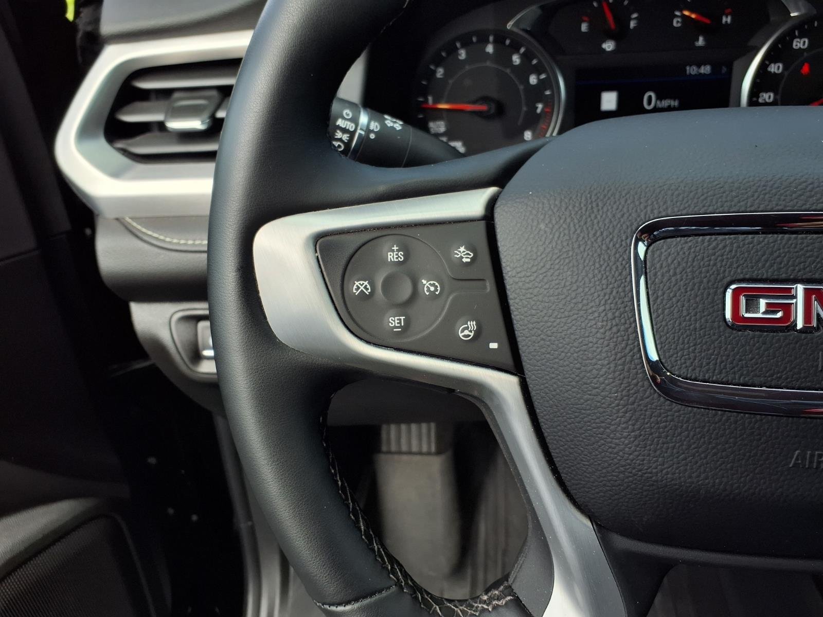 Used 2023 Black GMC SLT image 9