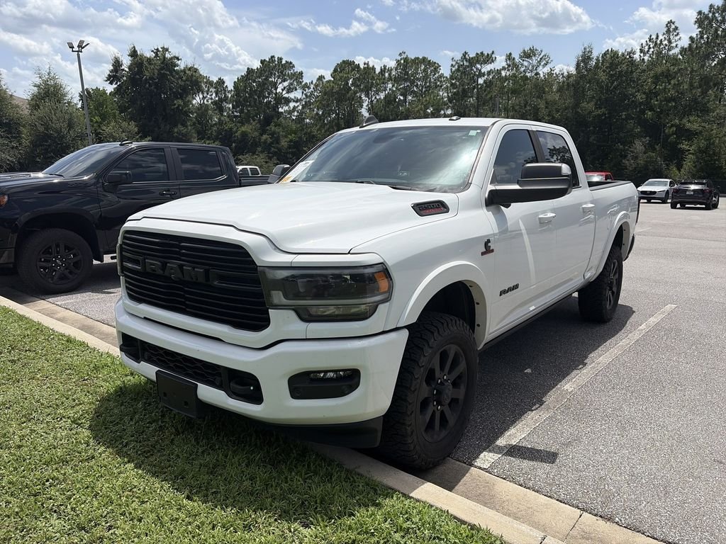 Used 2022 White Ram Laramie image 4