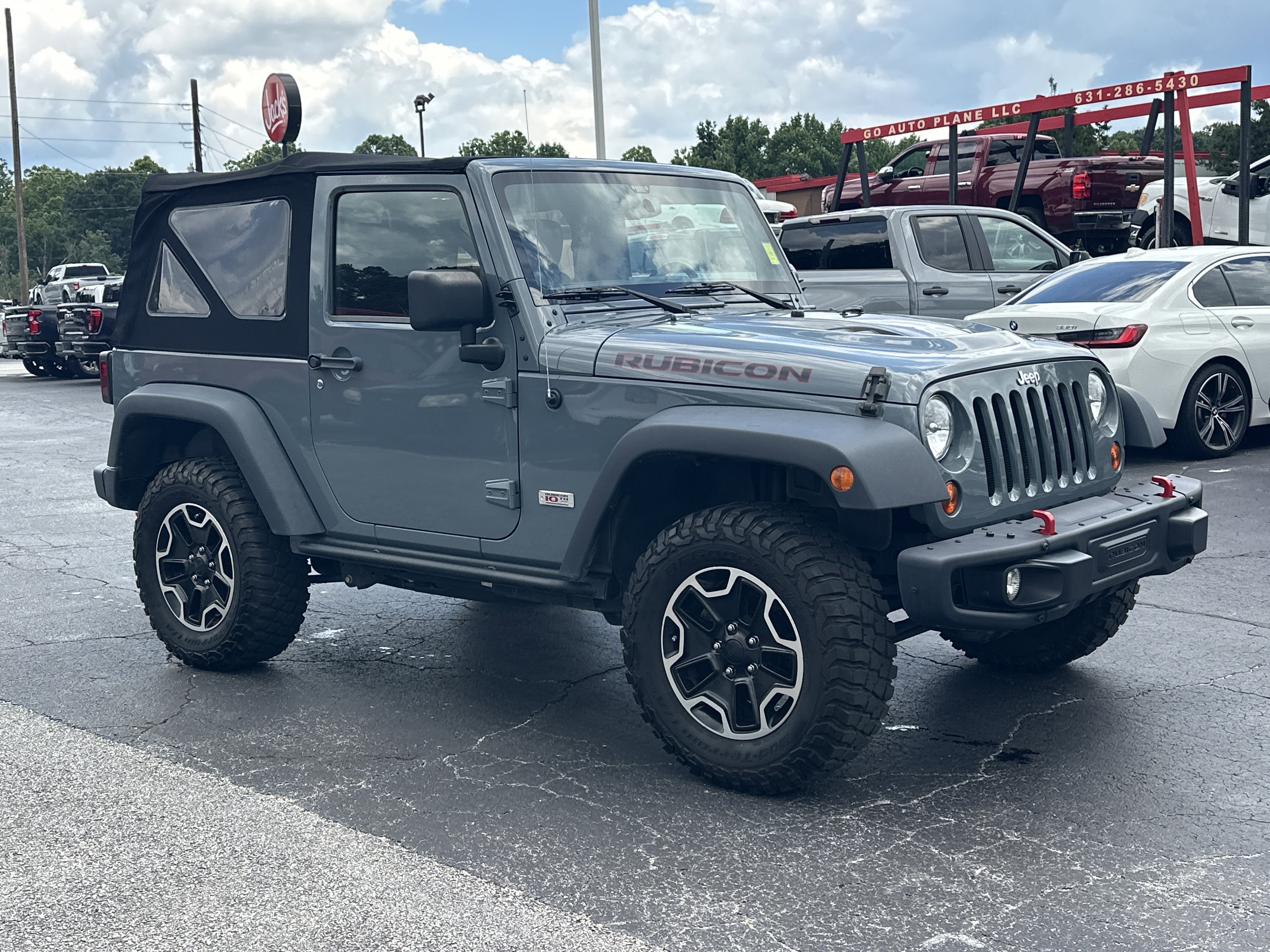 2013 Jeep Wrangler Rubicon's photo