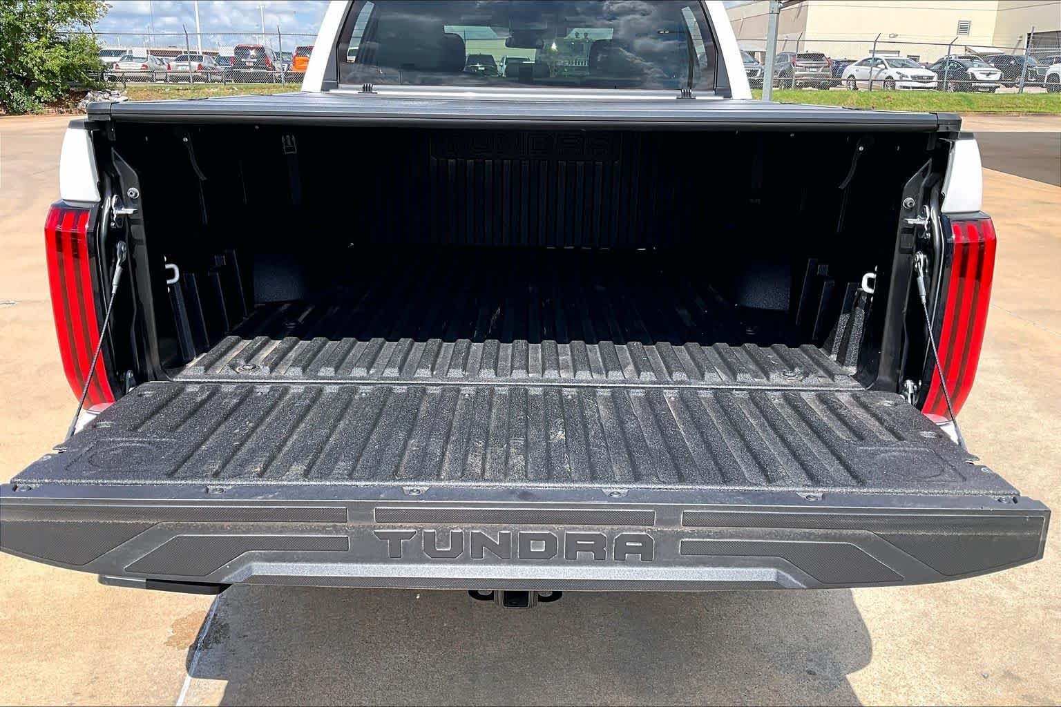 Used 2025 Ice Cap Toyota SR5 image 29