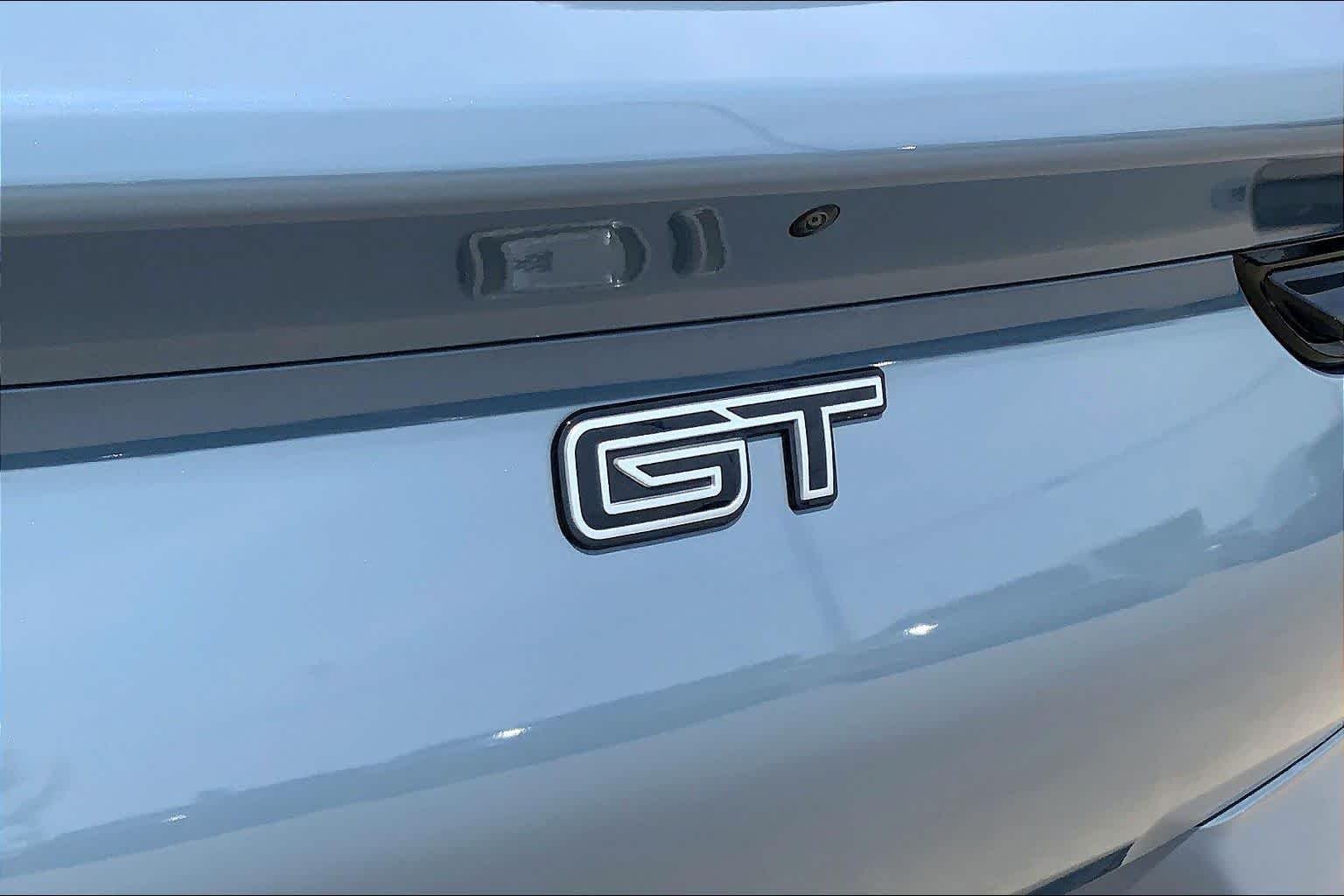Used 2024 Vapor Blue Metallic Ford GT image 29