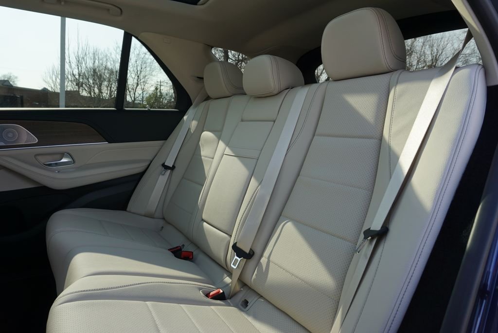 Used 2026 Twilight Blue Metallic Mercedes-Benz GLE 350 image 14