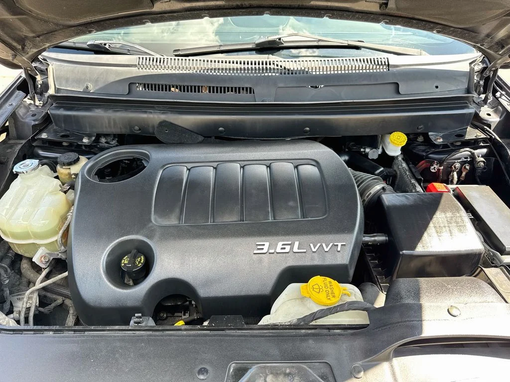 Used 2011 Black Dodge Mainstreet image 34