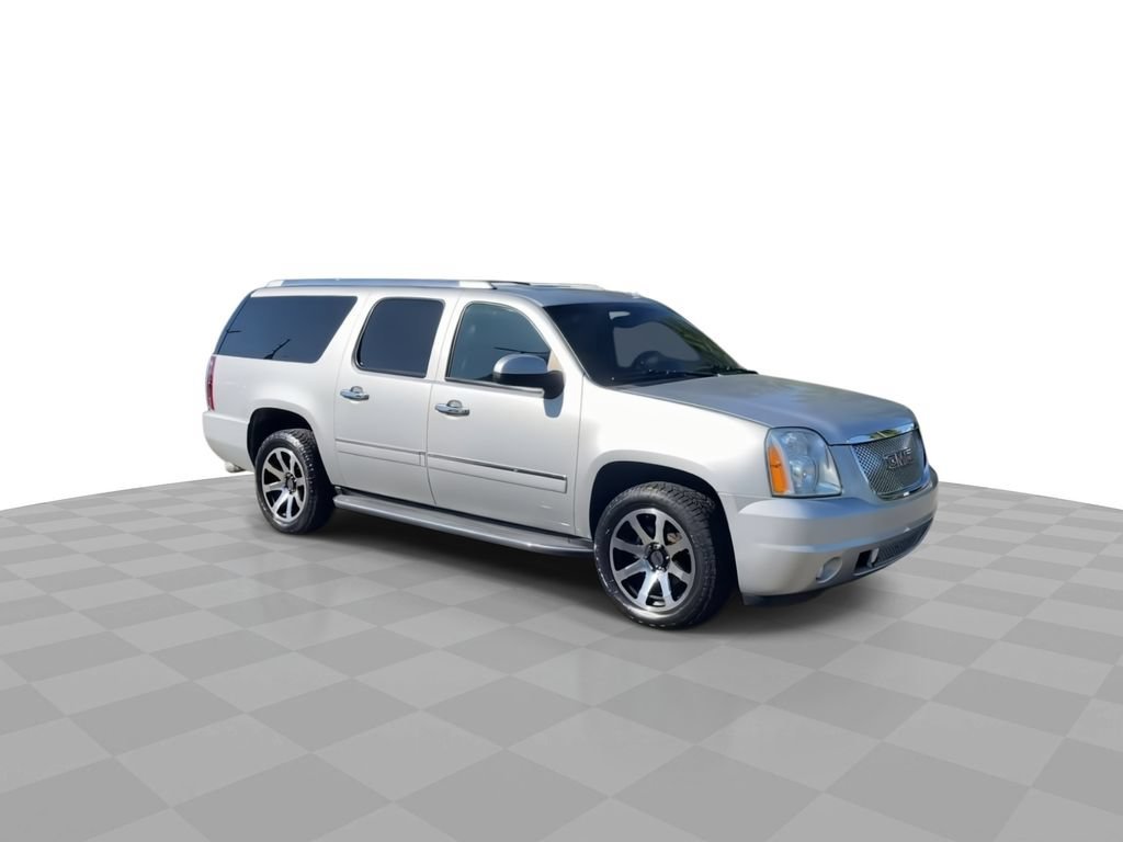 Used 2014 GMC Yukon XL Denali with VIN 1GKS2MEF4ER181733 for sale in Auburn, WA