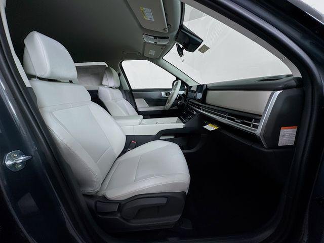 New 2026 Gray Hyundai SE image 41