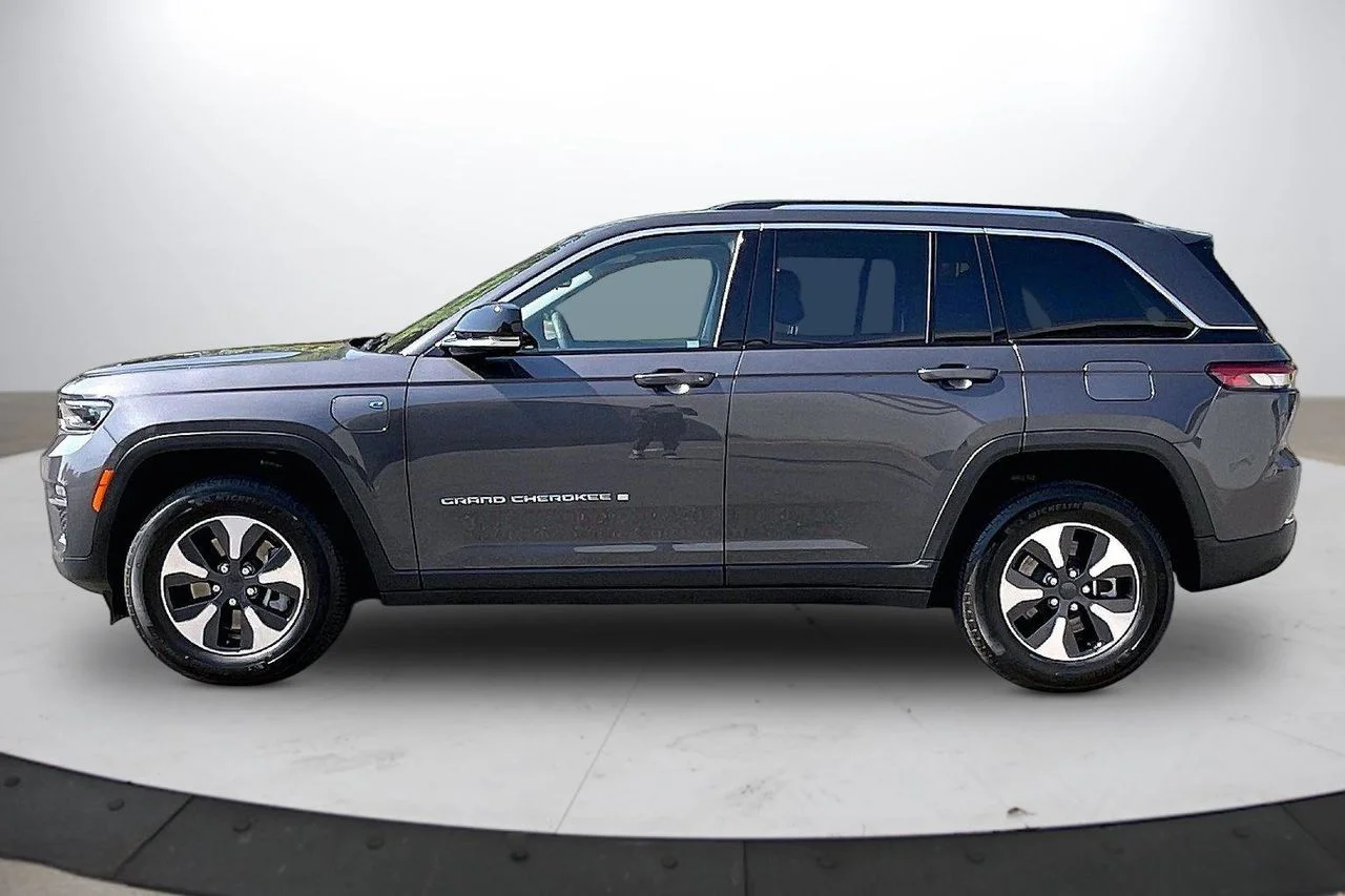 Certified Used 2023 Gray Jeep 4xe image 5