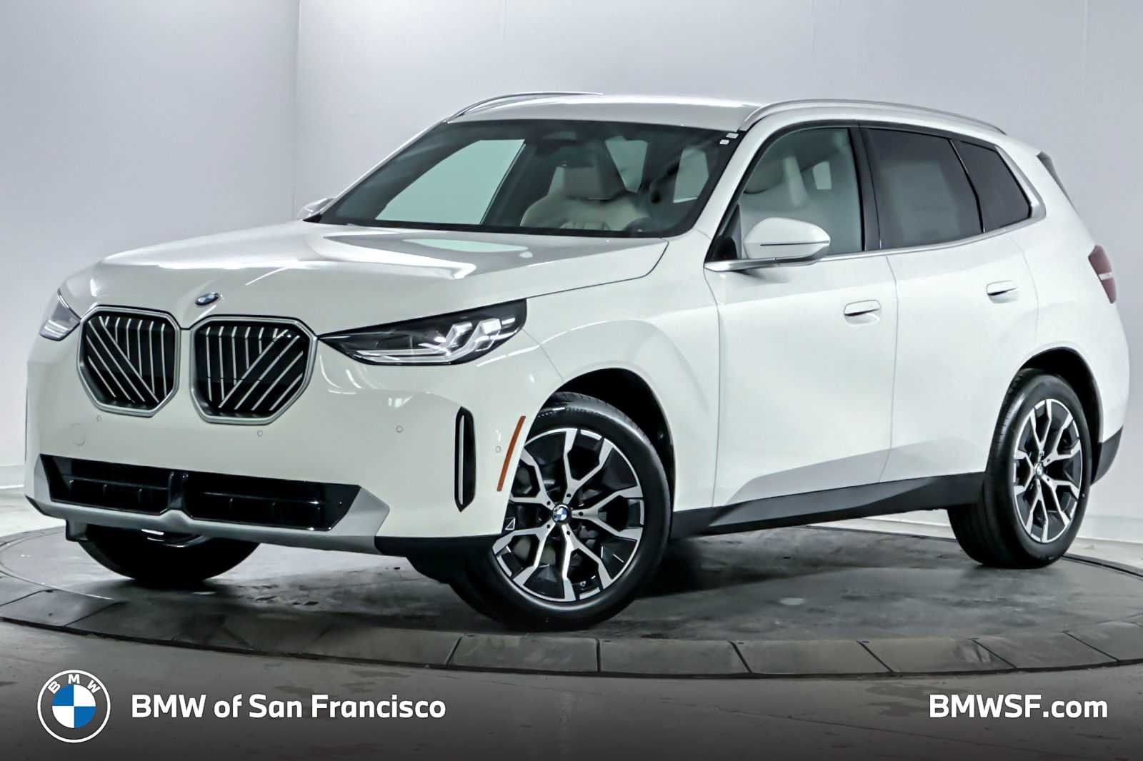 2026 BMW X3 30 XDRIVE's photo