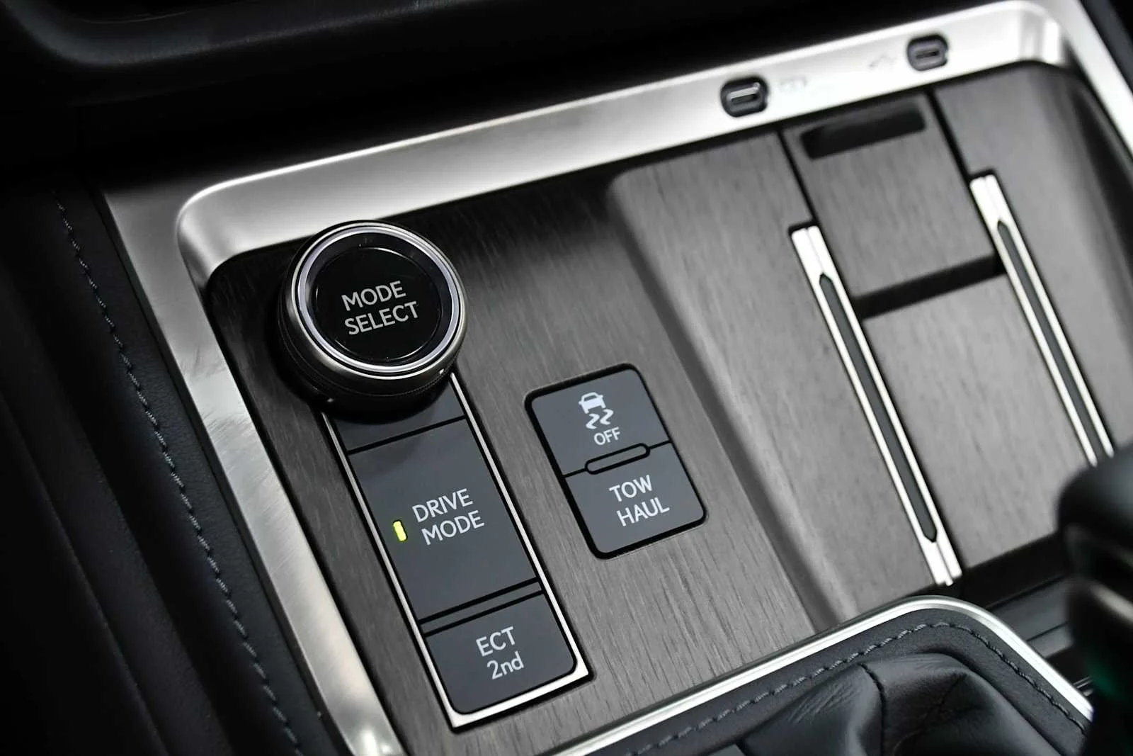 Certified Used 2026 CAVIAR Lexus Premium+ image 20